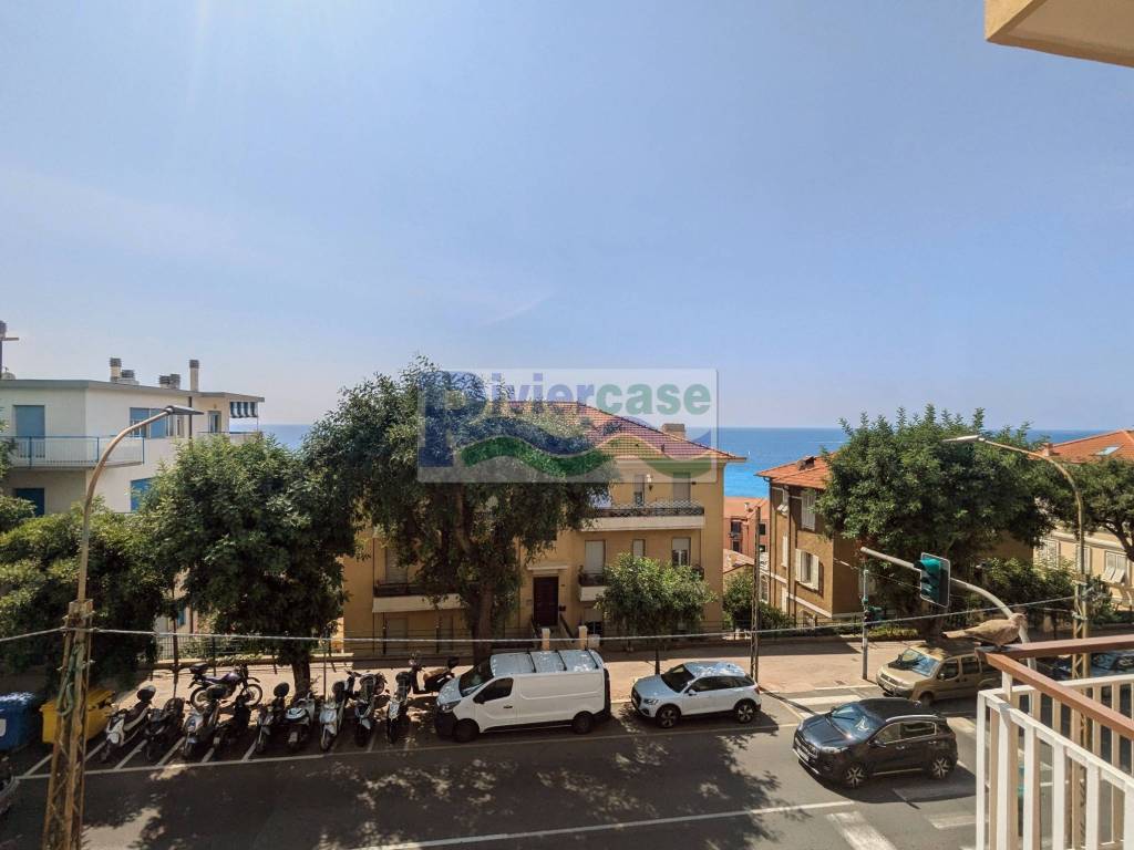 Appartamento a Ospedaletti in Corso Regina Margherita, 166 - Foto 5