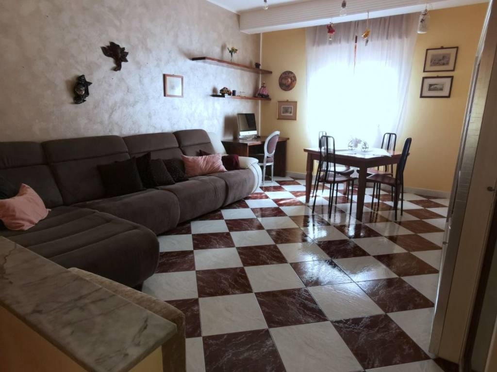 Appartamento a Piacenza in Viale Dante Alighieri - Foto 3