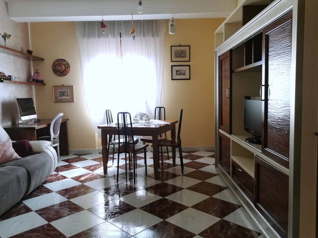 Appartamento a Piacenza in Viale Dante Alighieri - Foto 5