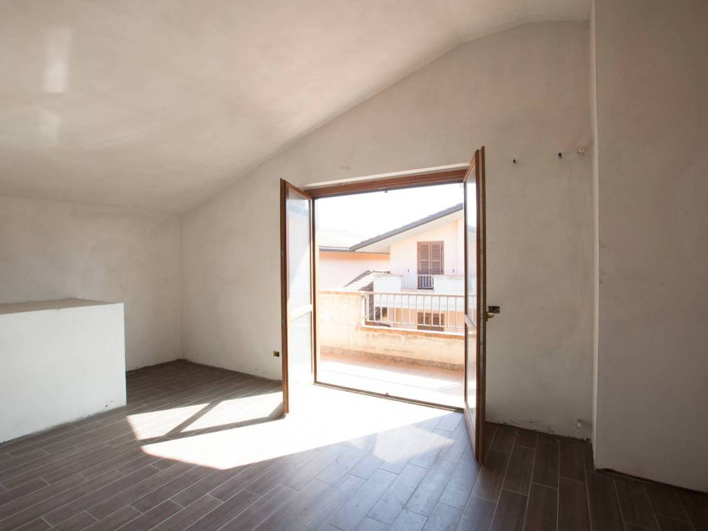 Villa a Biandronno in Via Trieste, 15 - Foto 3
