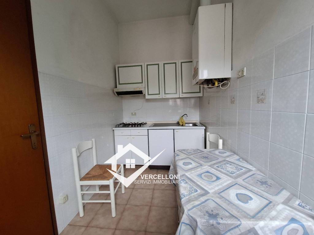 Appartamento a Novara in Viale Alessandro Volta, 87 - Foto 2