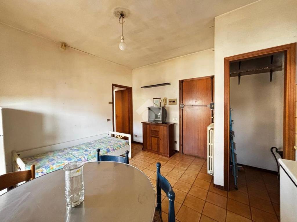 Appartamento a Montecatini-terme in via L. Cadorna, 3 - Foto 3