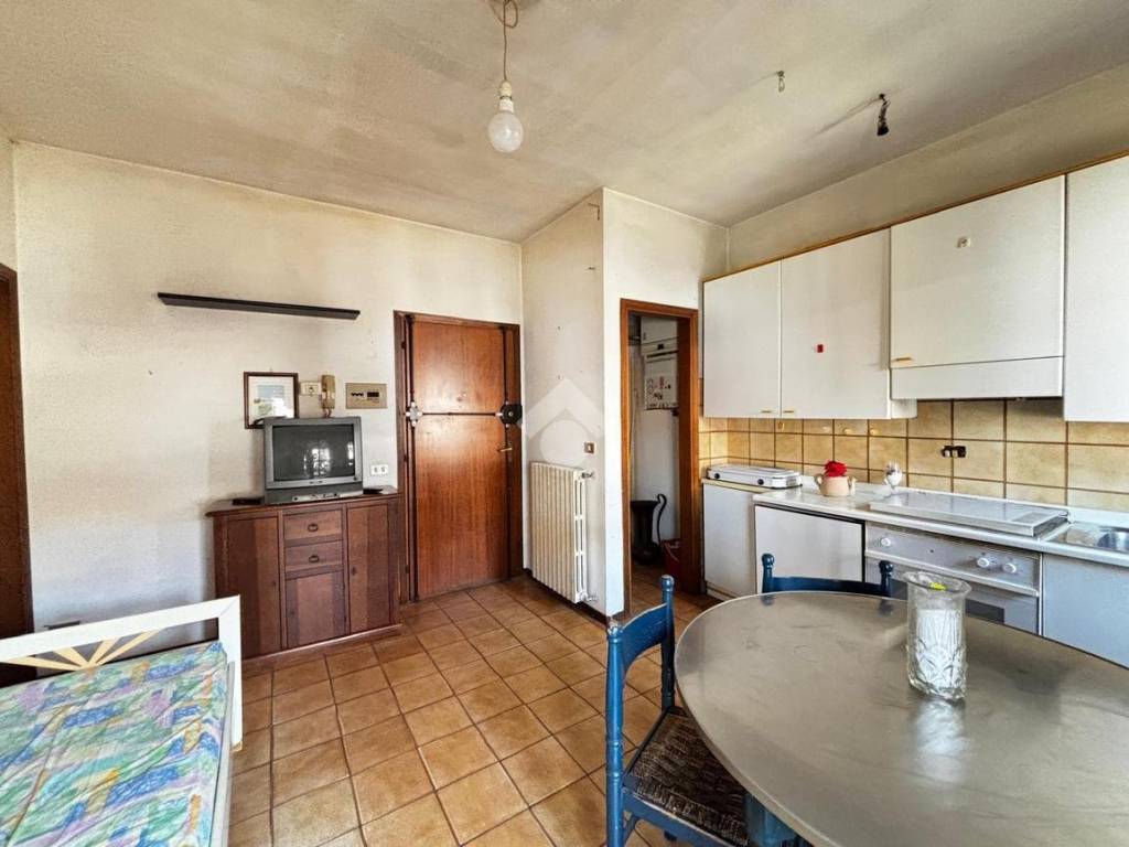 Appartamento a Montecatini-terme in via L. Cadorna, 3 - Foto 4