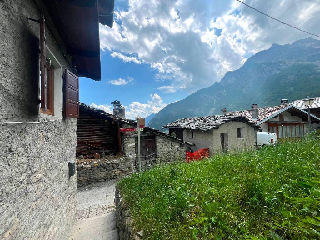 Appartamento a Valtournenche in Frazione Loz - Foto 2