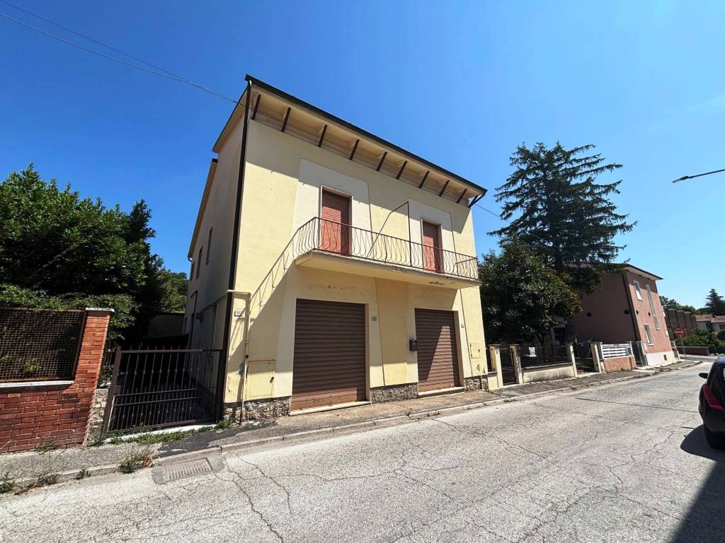 Casa indipendente a San severino marche - Foto 5