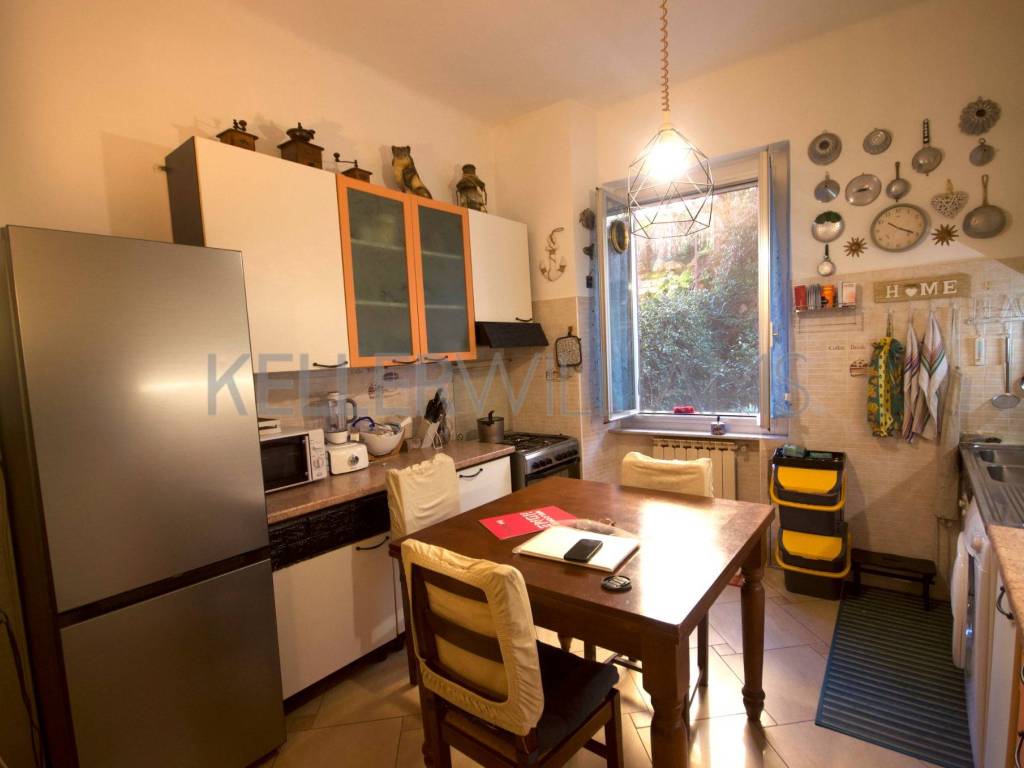 Appartamento a Genova in Via delle Gavette, 54 - Foto 3