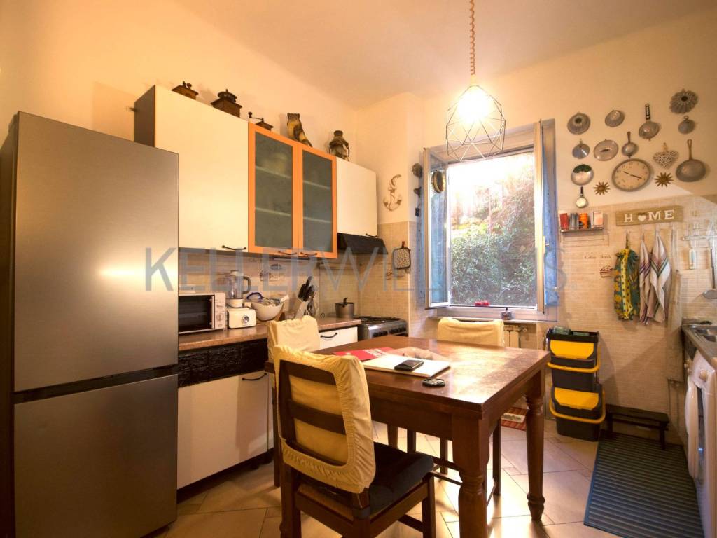 Appartamento a Genova in Via delle Gavette, 54 - Foto 4