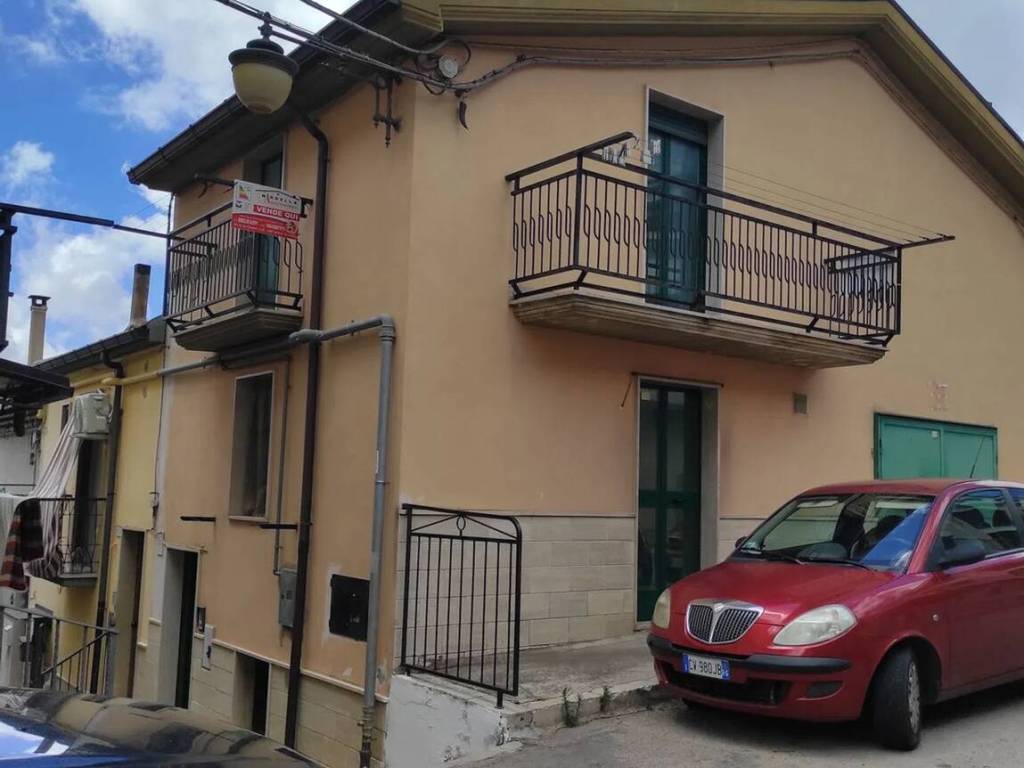 Villa a San marco in lamis in Via Luigi Allegato, 43 - Foto 2