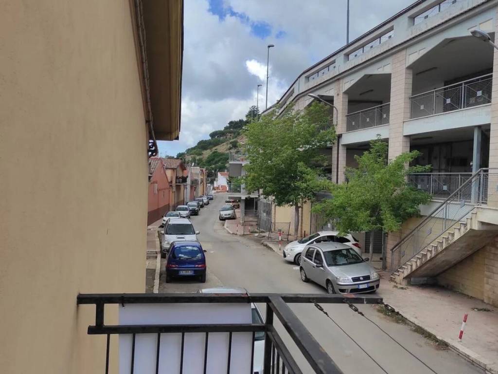 Villa a San marco in lamis in Via Luigi Allegato, 43 - Foto 3