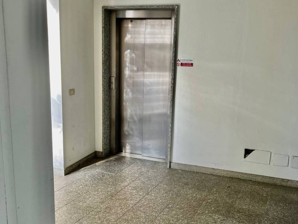 Appartamento a Como in Via Palestro, 16 - Foto 3