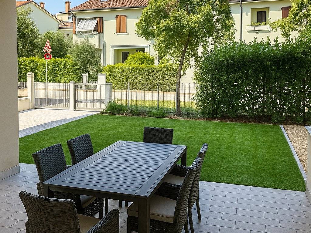 Appartamento a Ravenna in Via Francesco De Sanctis, 7 - Foto 2