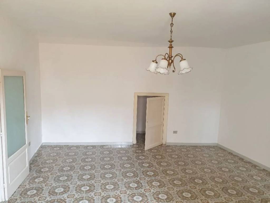 Villa a San giovanni rotondo in Via Ferrantelli S.N.C. - Foto 5