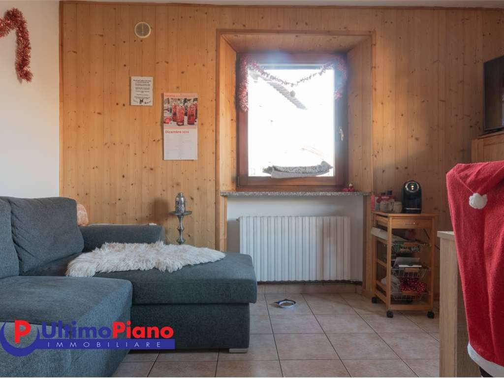 Appartamento a Charvensod in Frazione Capoluogo, 149 - Foto 3