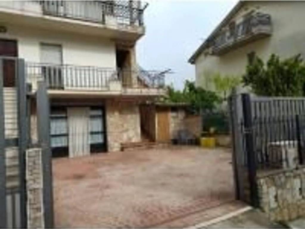 Appartamento a San marco in lamis in Via Padre Agostino Daniele, 174 - Foto 3