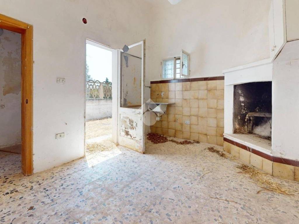 Villa a Oria in c.da a 500 mt dalla Citta' - Foto 4