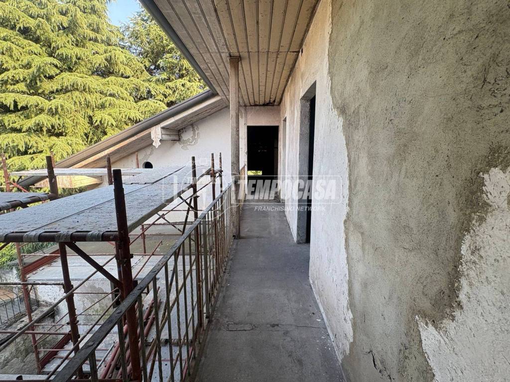 Appartamento a Fino mornasco in Via Raimondi 1 - Foto 3