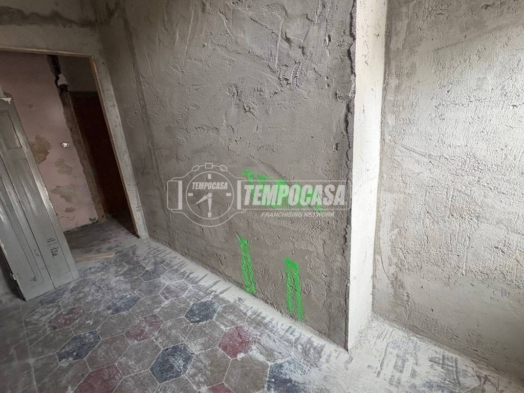 Appartamento a Fino mornasco in Via Raimondi 1 - Foto 5