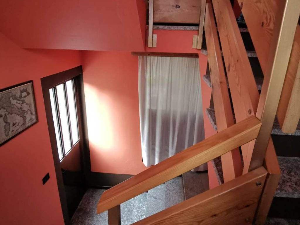 Appartamento a Sondrio in Frazione Sant'Anna Località Zoia - Foto 5