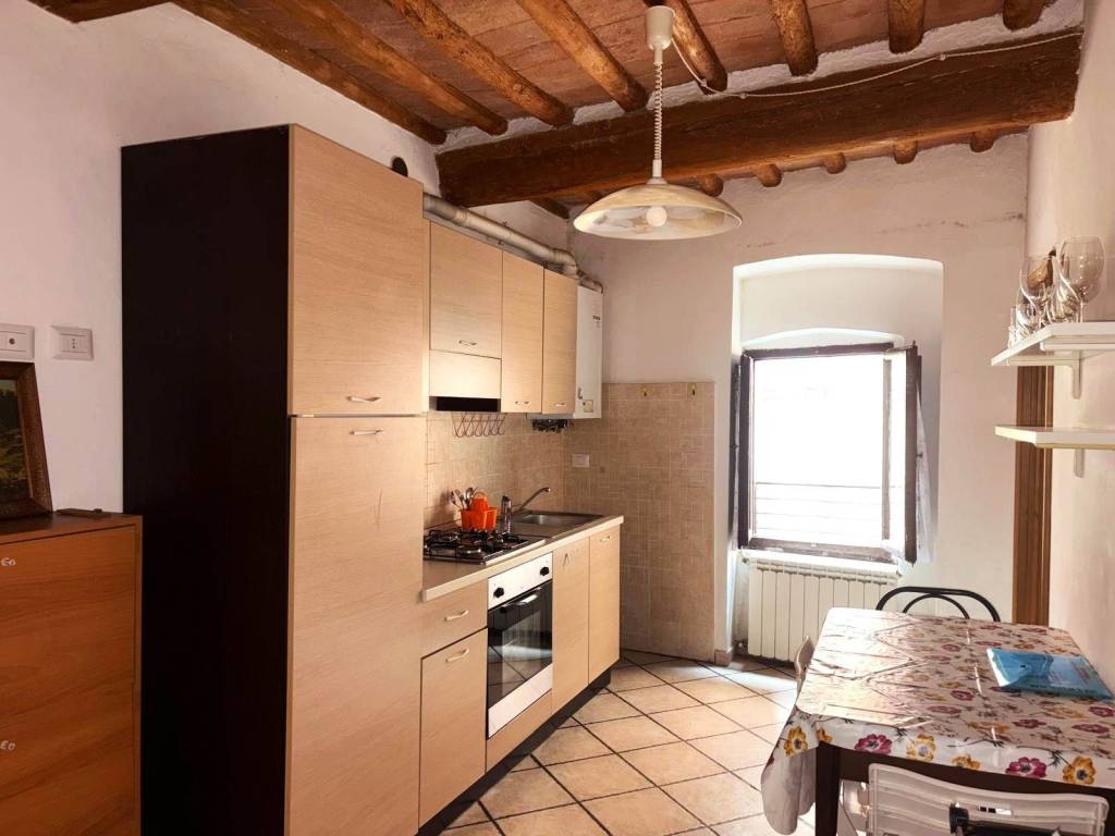 Appartamento a Poggibonsi in Via Vittorio Veneto - Foto 3