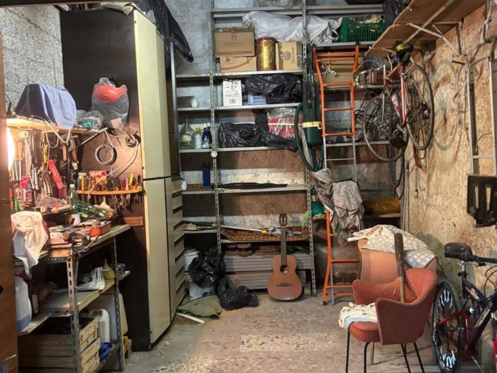 Box / garage a Aprilia in VIA GIULIO CESARE, 73 - Foto 5