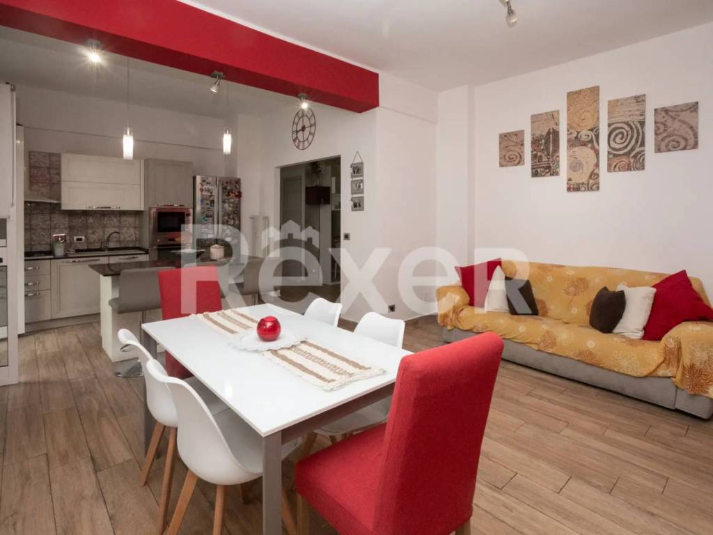 Appartamento a Genova in Via Pierino Negrotto Cambiaso, 11A - Foto 2