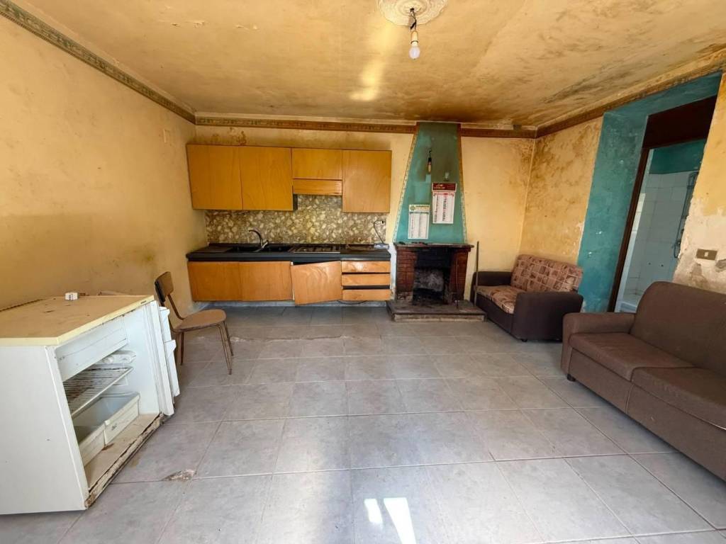 Casa indipendente a Altavilla silentina in capograssi - Foto 4
