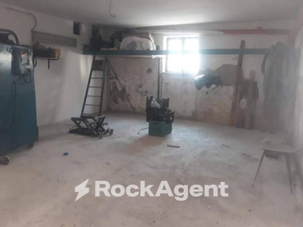 Box / garage a Scafati in Via Roma, 103 - Foto 5