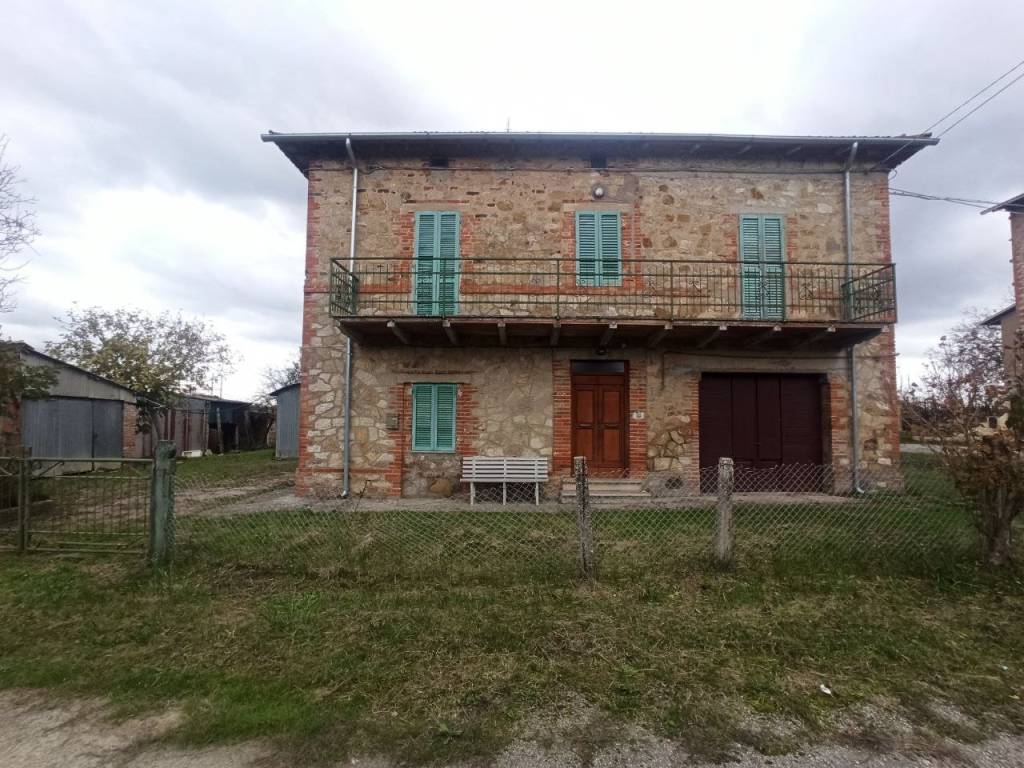 Casa indipendente a Castiglione del lago in Via Roma, 152 - Foto 2