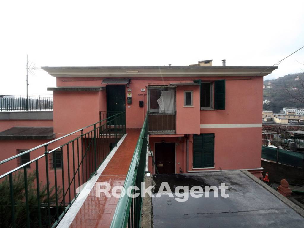 Appartamento a Genova in Via Campodonico, 35 - Foto 2