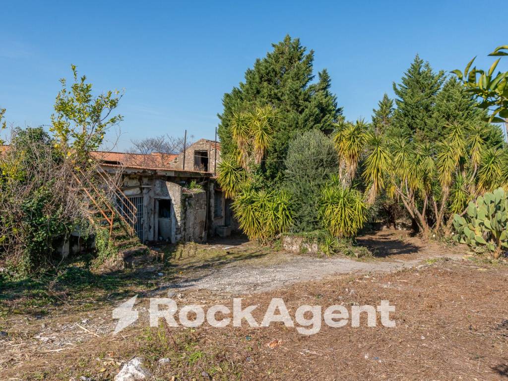 Terreno a Sant'egidio del monte albino in Piazza Giovan Battista Ferraioli, 5 - Foto 2