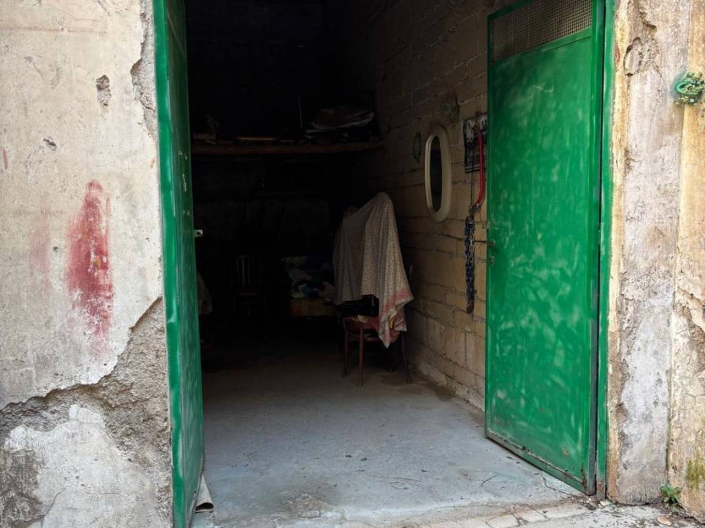 Box / garage a Nocera inferiore in Via Luciano Gambardella, 44 - Foto 2