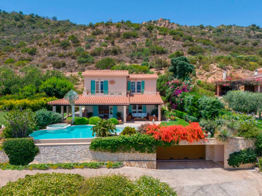 Villa a Pula in Località Is Molas - Foto 5