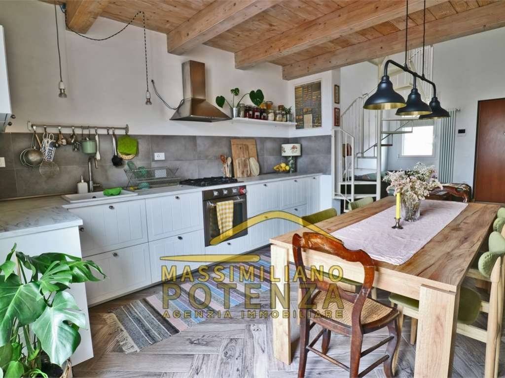 Appartamento a Pescia in via del Gallo - Foto 2