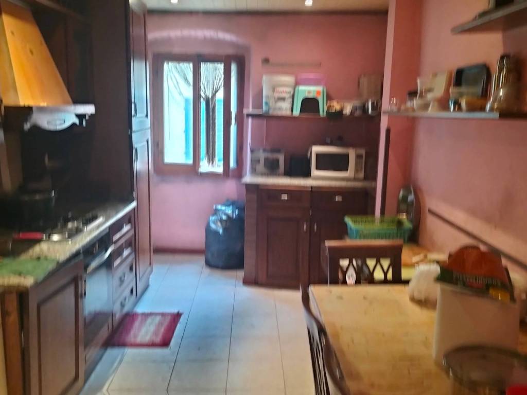 Appartamento a Montevarchi in Via Cennano - Foto 3