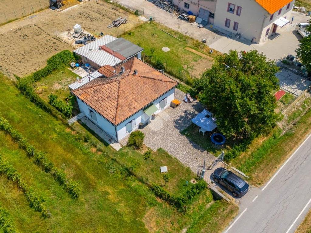 Casa indipendente a Carpi in Via Giandegola, 3 - Foto 2