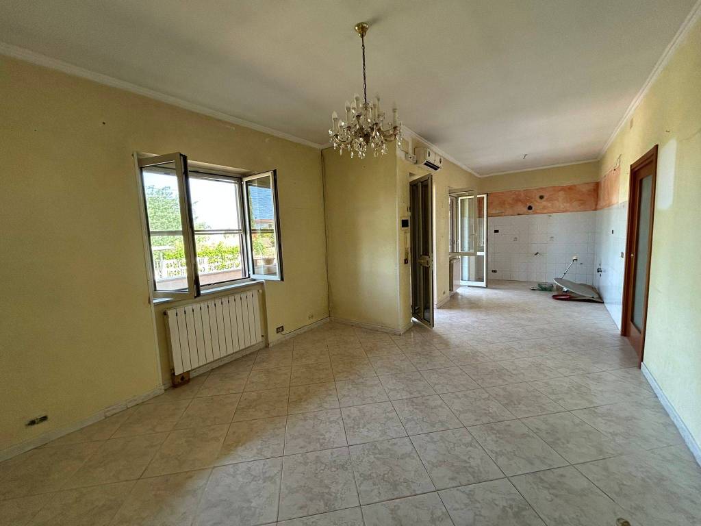 Villa a Aprilia in Via Sacida - Foto 5