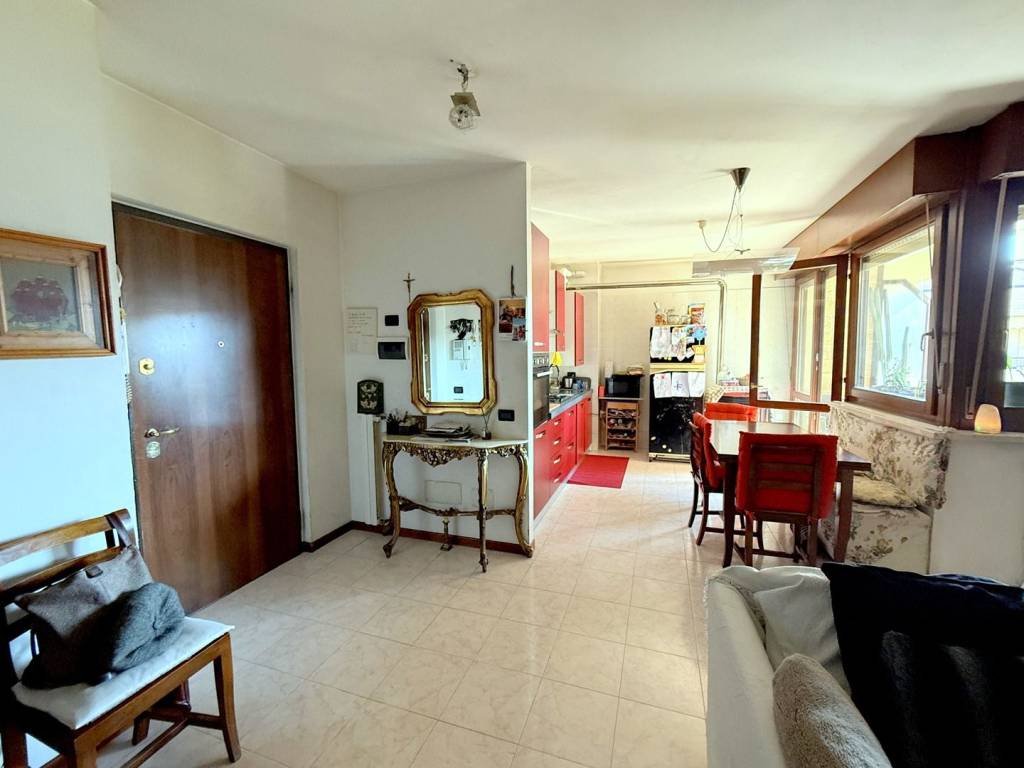 Appartamento a Verona in Via Albere, 132 - Foto 2