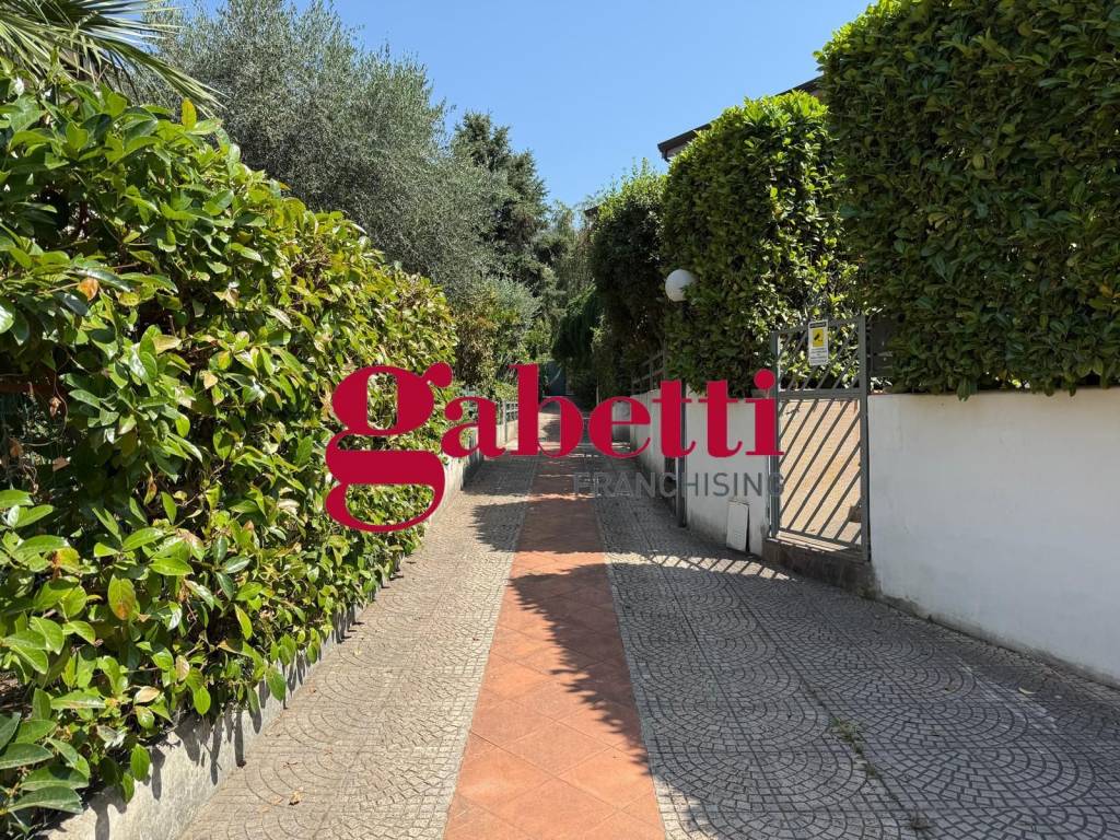 Villetta a schiera a Caserta in Via Emanuele De Cillis - Foto 5