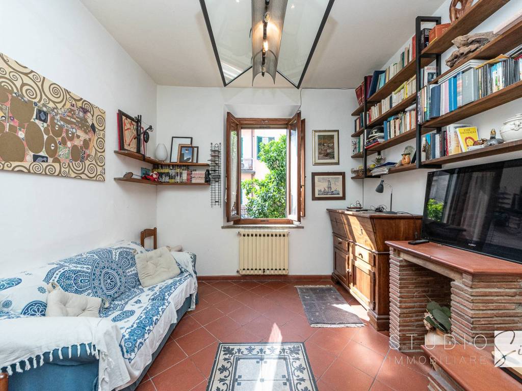 Casa indipendente a Pistoia in Via Cesare Beccaria - Foto 2