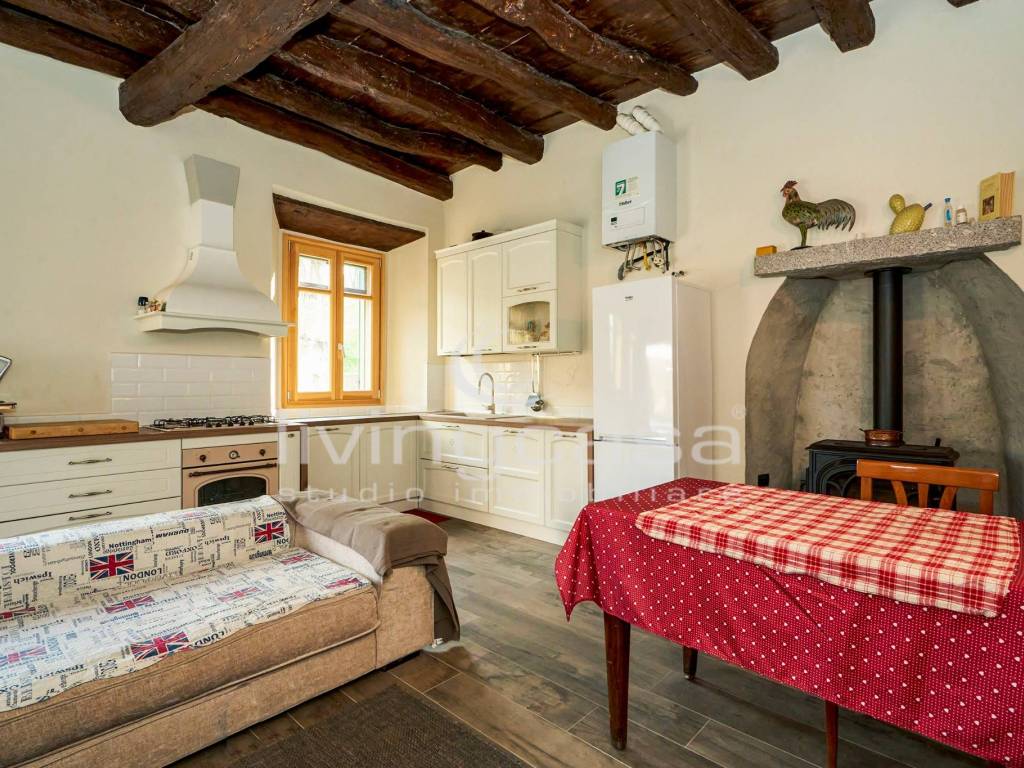 Appartamento a Merone in Via Cesare Battisti - Foto 5