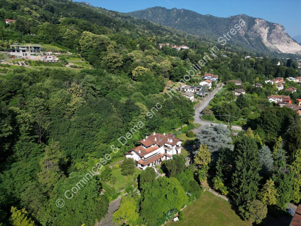 Attico / mansarda a Baveno in Via Marino Ribolzi, 5 - Foto 2