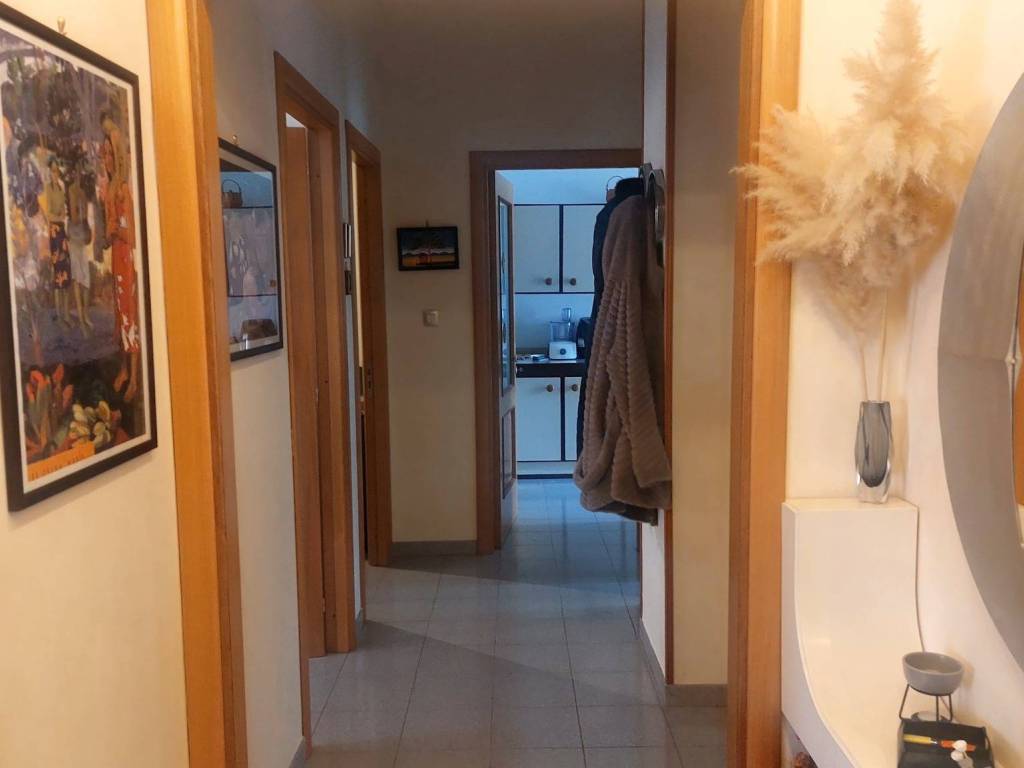 Appartamento a Catanzaro in Via Vincenzo Catalani, 4 - Foto 3