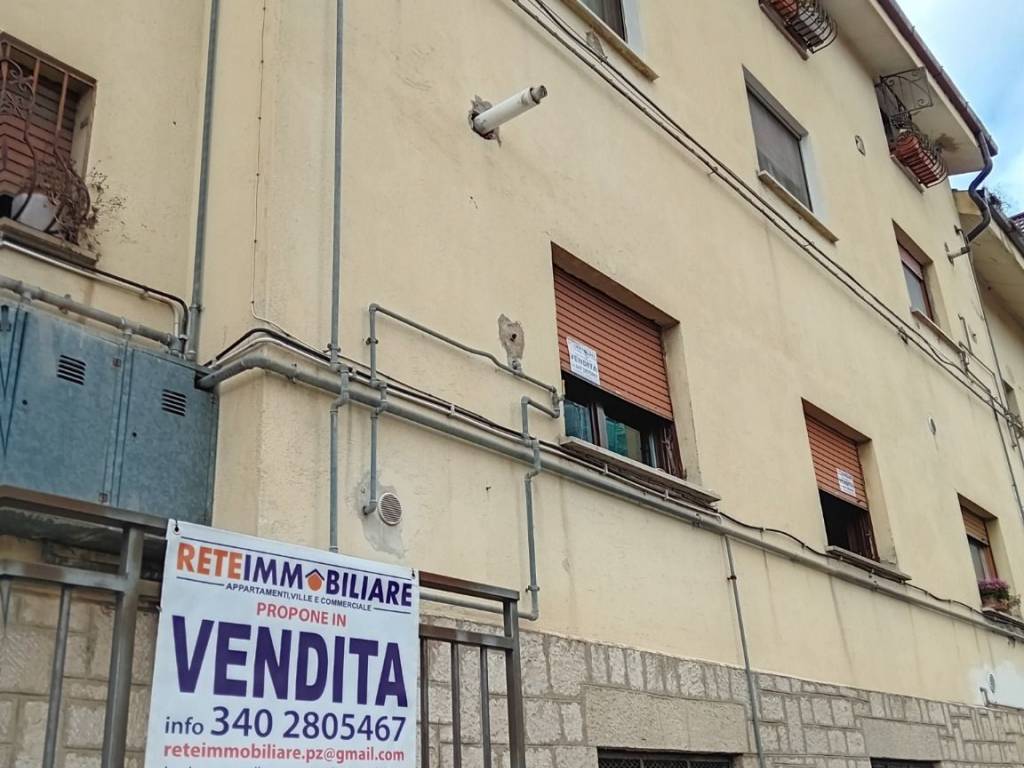 Appartamento a Potenza in Via Ettore Ciccotti, 35 - Foto 3