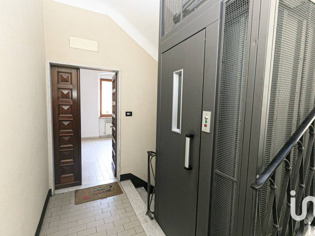 Appartamento a Genova in Via giuseppe ratti - Foto 2