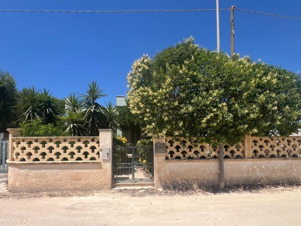 Villa a Manduria in Via delle Mimose, 69 - Foto 2