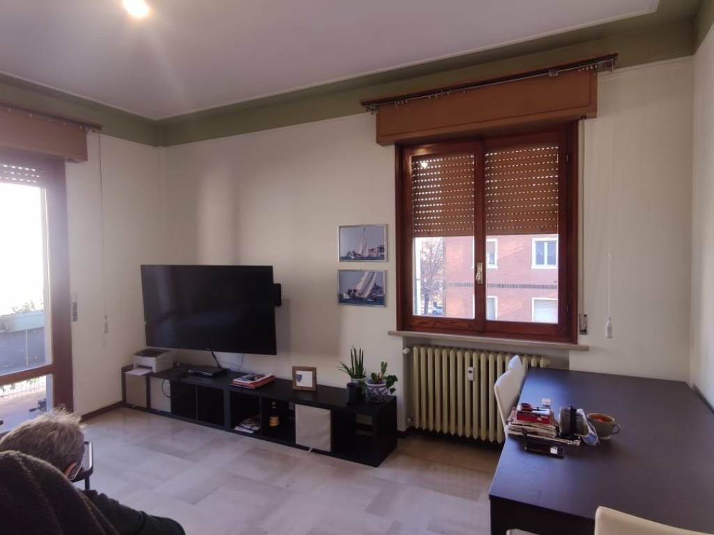 Appartamento a Parma in Piazza Athos Maestri, 19 - Foto 2