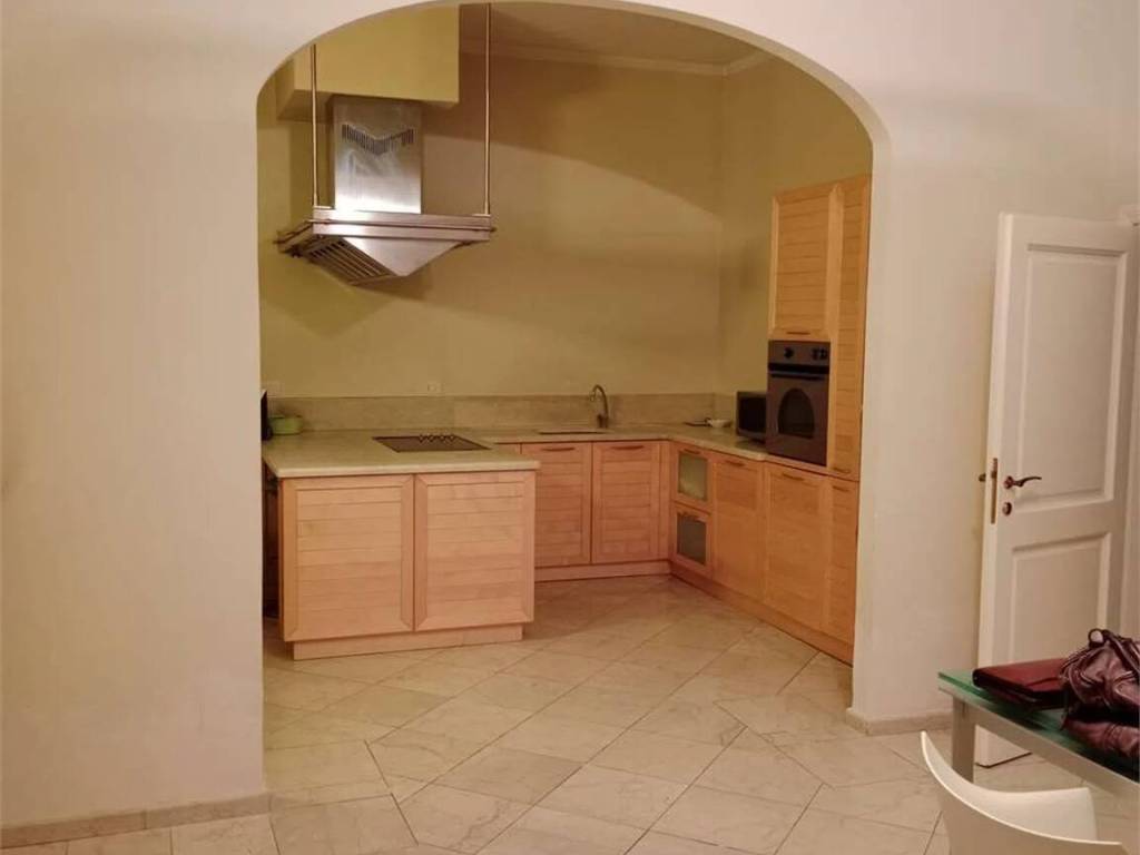 Villa a Poggio a caiano in Via Statale S.N.C. - Foto 3