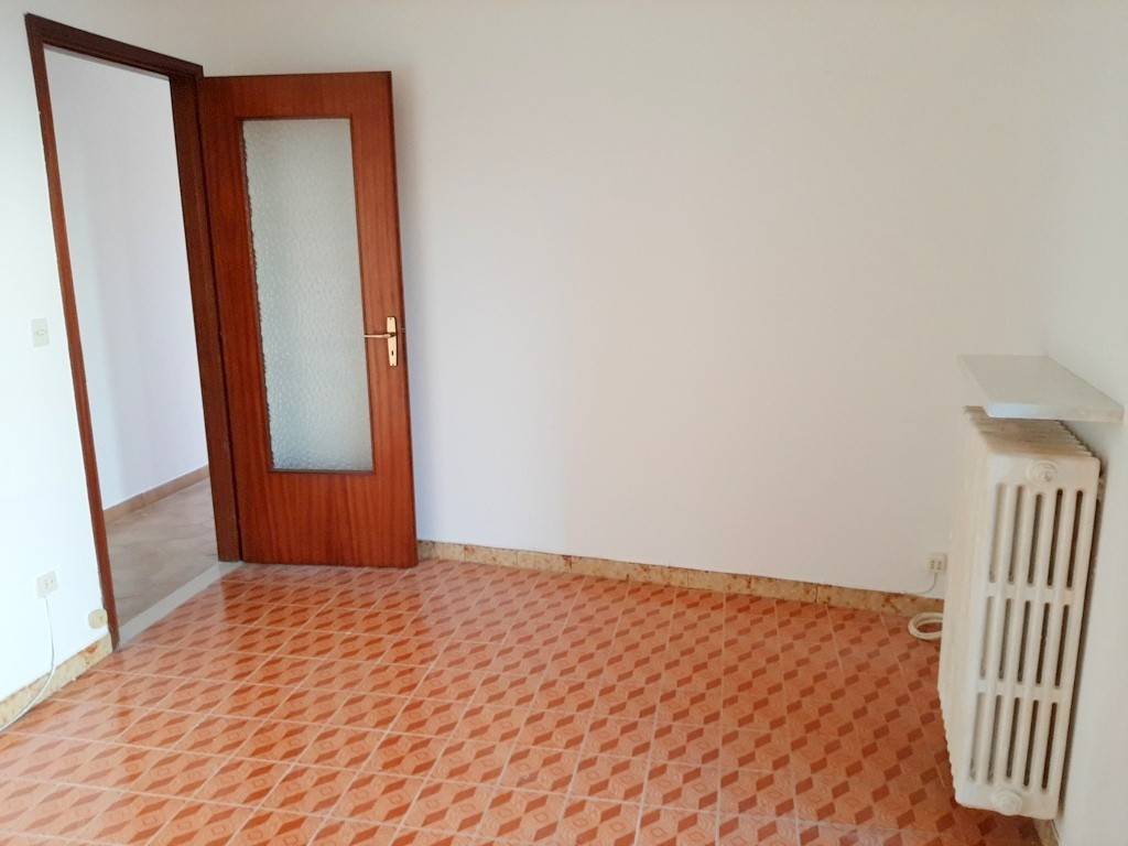 Appartamento a Santhià in Via Antonio Gramsci - Foto 5
