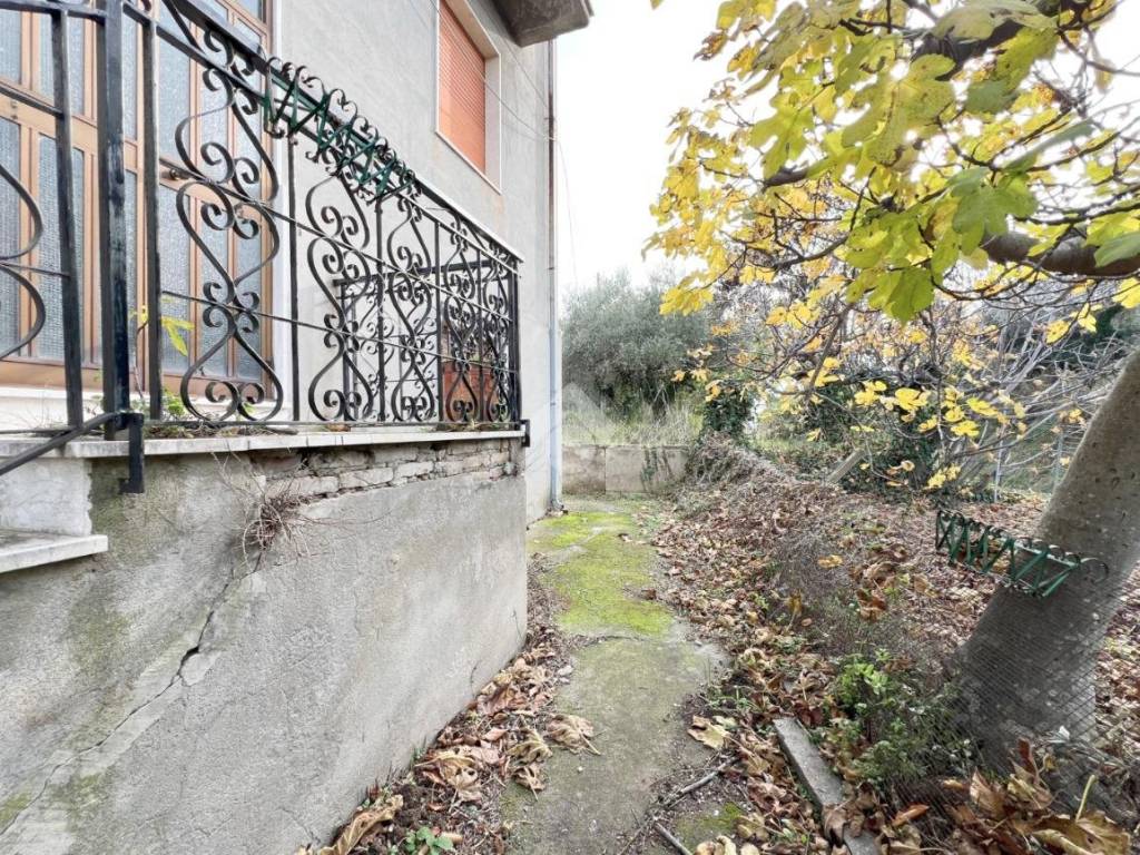Palazzo / stabile a Casalbordino in Contrada Guarniera, 52 - Foto 3