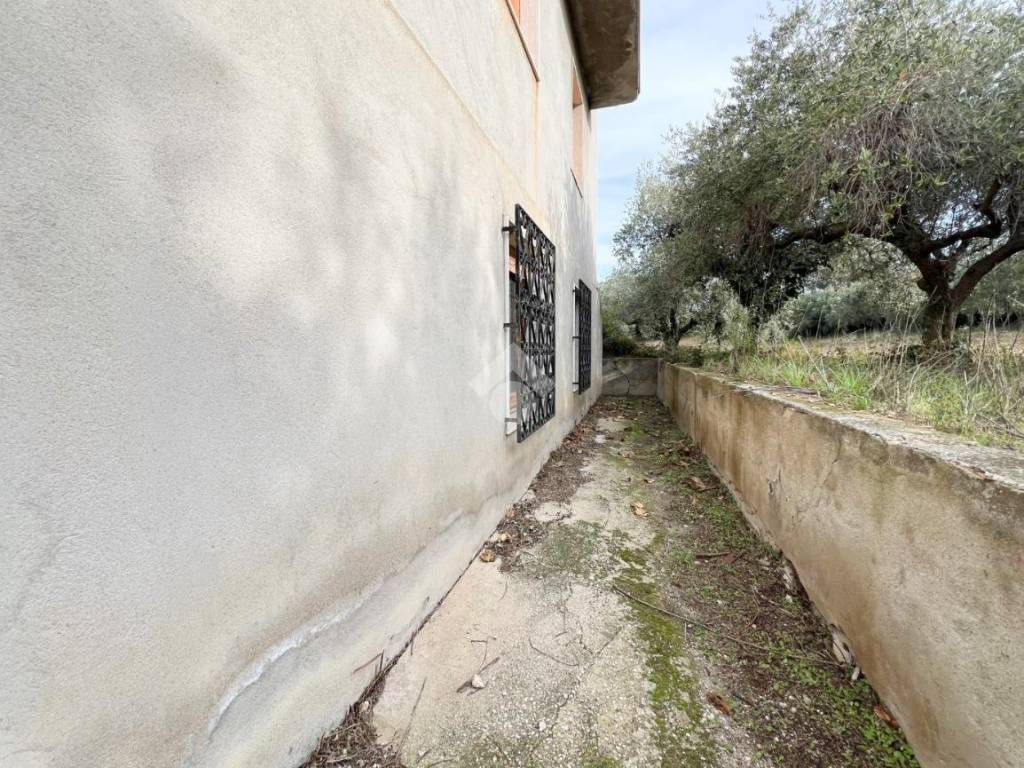 Palazzo / stabile a Casalbordino in Contrada Guarniera, 52 - Foto 5